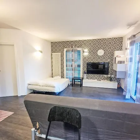 Le Radici Dell'ulivo By Interhome Calice Ligure